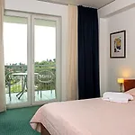Boutique 4*