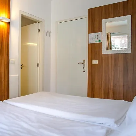 ホテル Boutique ポルトローシュ