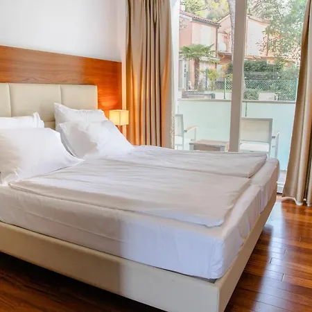Boutique 4*