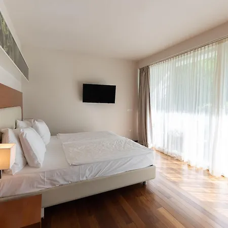 Boutique ホテル 4*