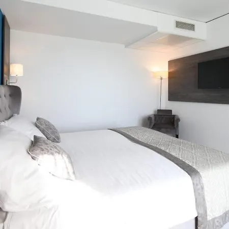 Boutique 4* ポルトローシュ