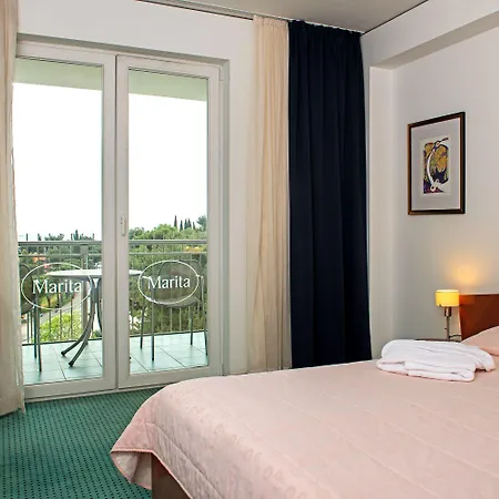 Boutique 4*
