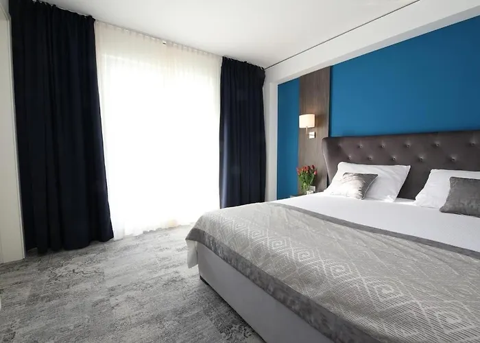 Отель Boutique 4*