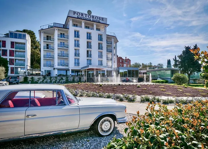 Отель Boutique 4*